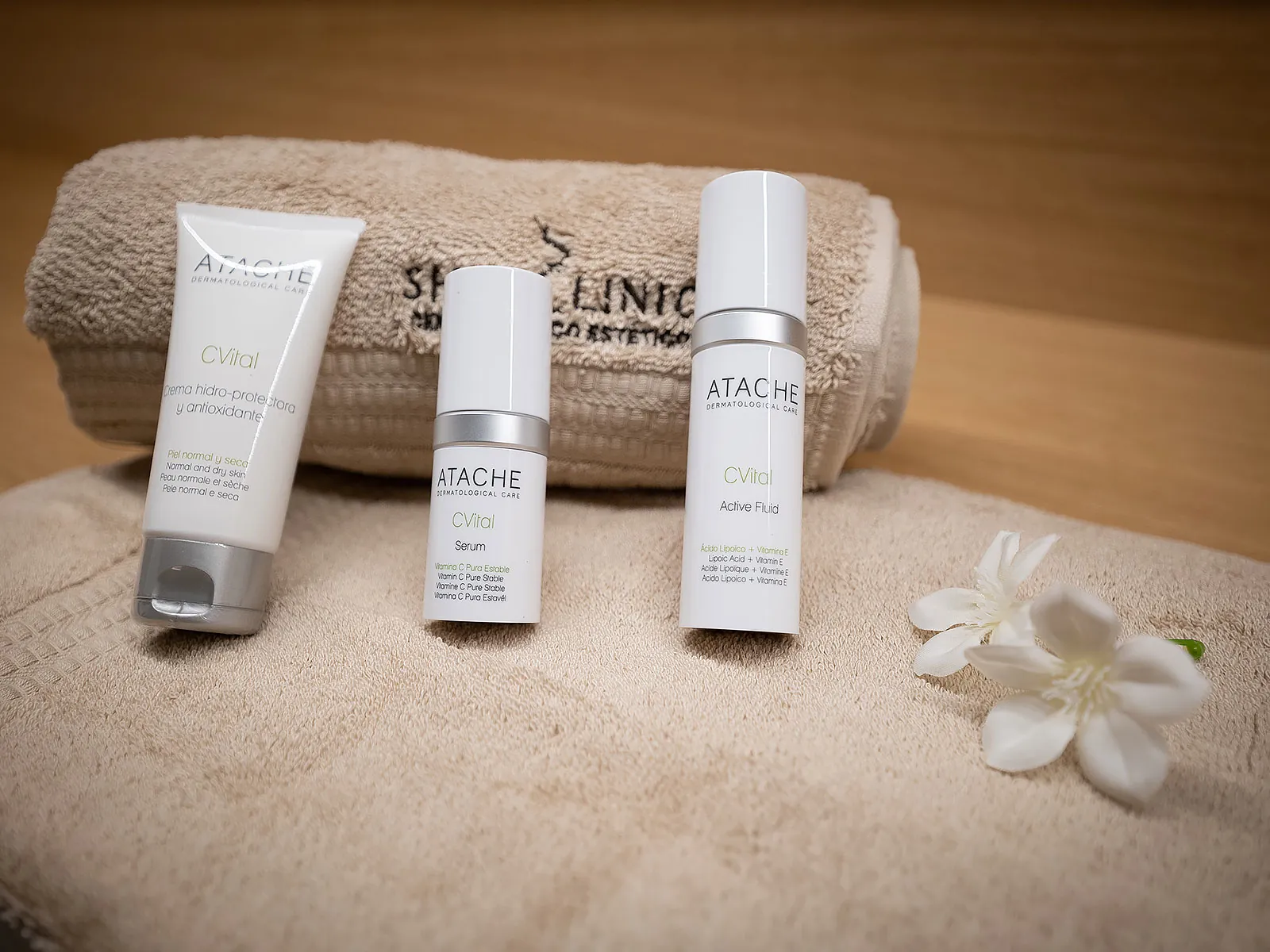 Productos dermocosméticos en una cabina de Shim Clinic